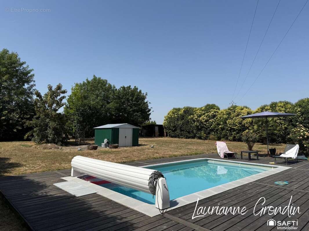 Maison 100 m² à Saint-Pierre-De-L'ile  - photo 2