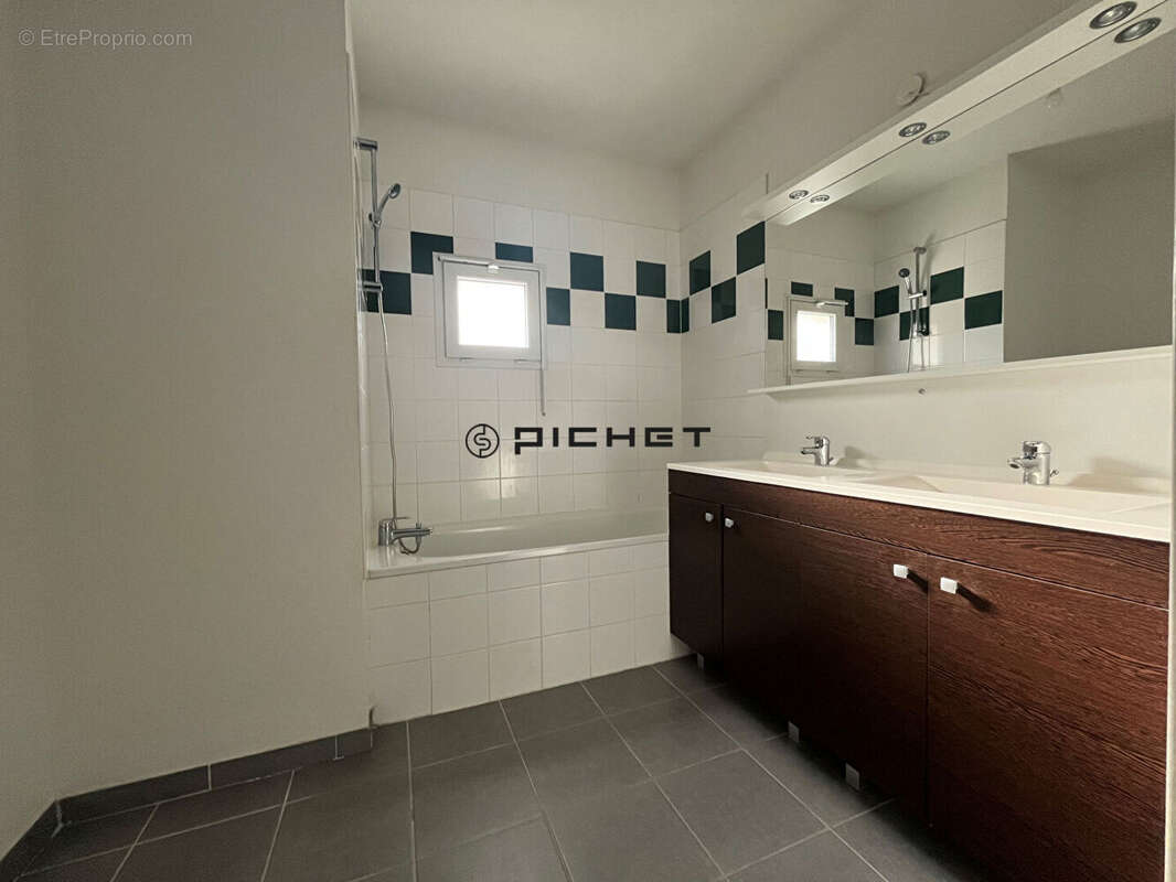Appartement à LANTON