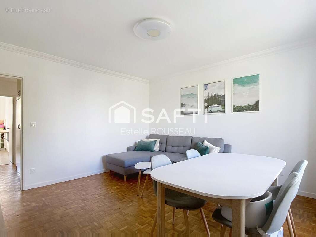 Photo 2 - Appartement à SAINT-MAUR-DES-FOSSES