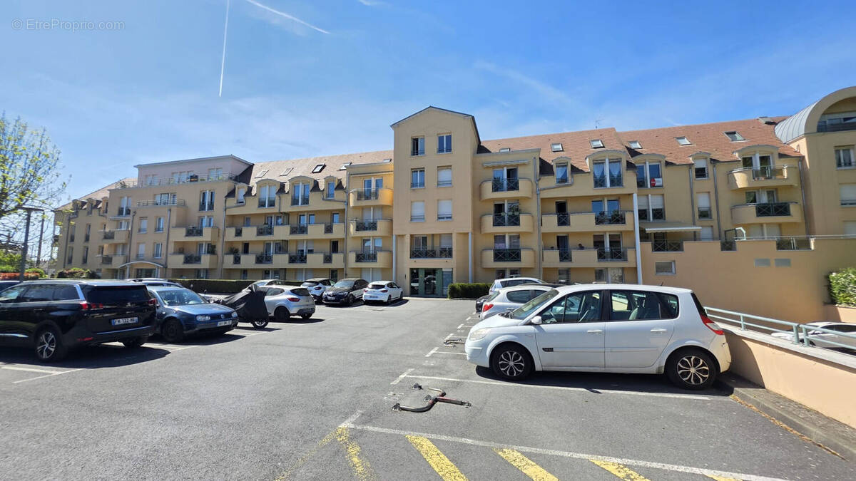 Appartement à BEAUMONT-SUR-OISE