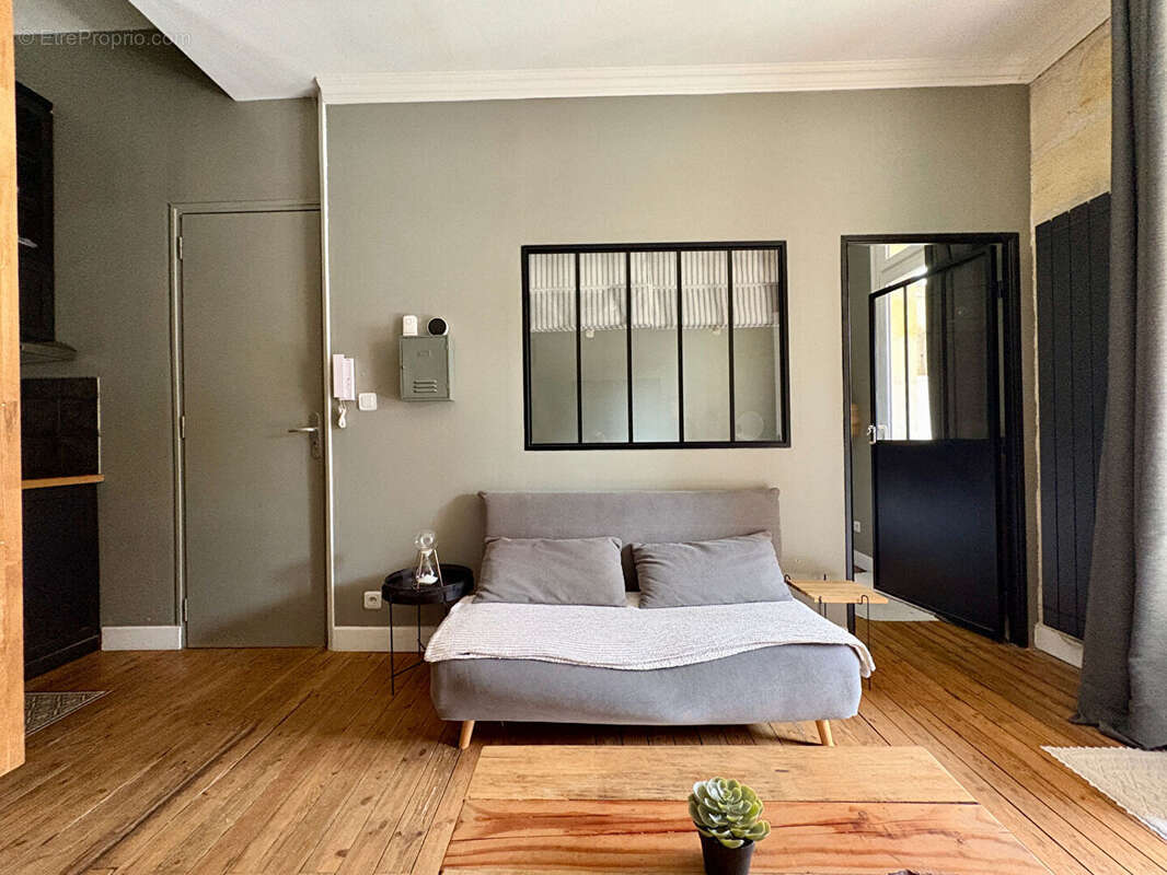 Appartement à BORDEAUX