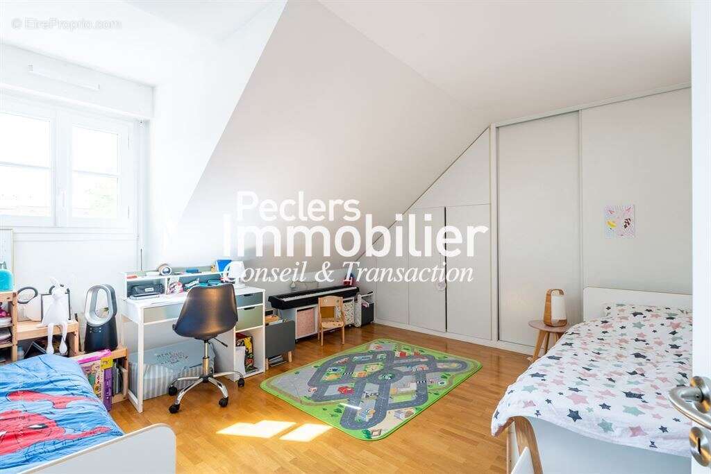 Appartement à RUEIL-MALMAISON