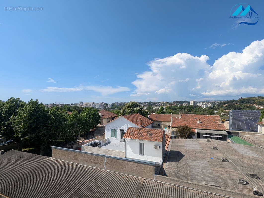 Appartement à MARSEILLE-11E