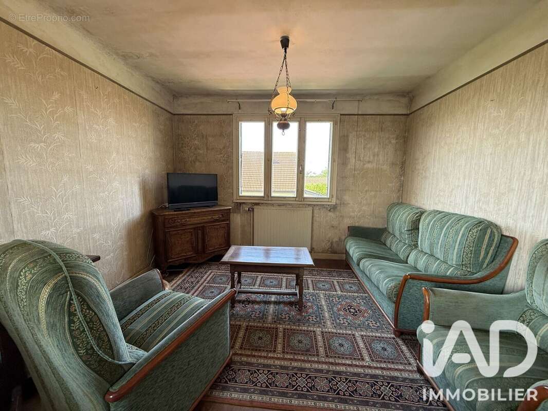 Maison 141 m² à Viriat  - photo 4