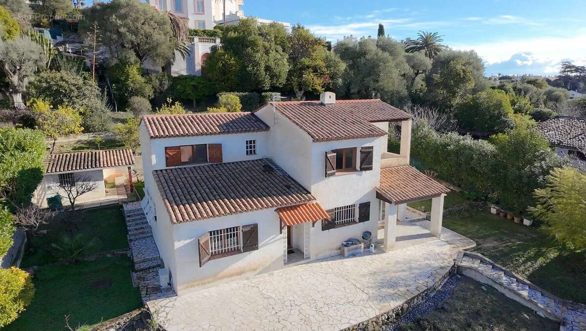 Maison à ANTIBES