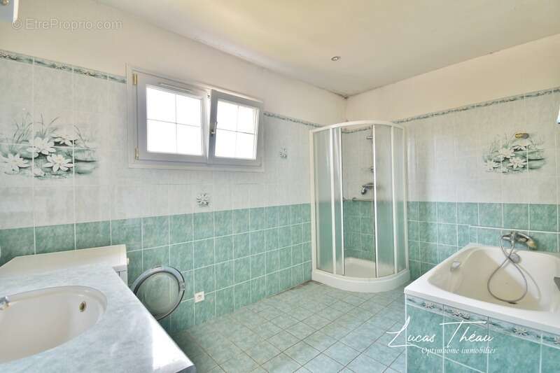 Maison familiale de 165 m² – 7 chambres – Terrain de 1 926 m² – Proche A13 - photo 7