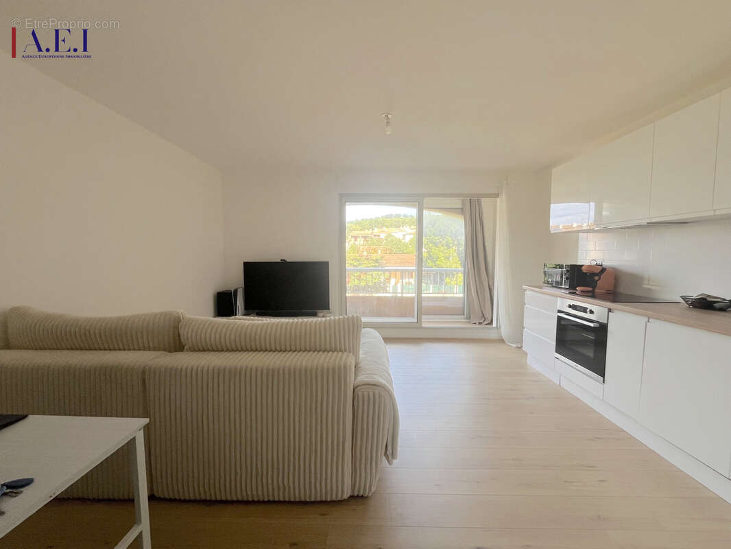 Appartement à SAINT-MANDRIER-SUR-MER