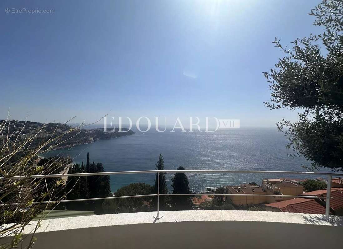 Appartement à ROQUEBRUNE-CAP-MARTIN