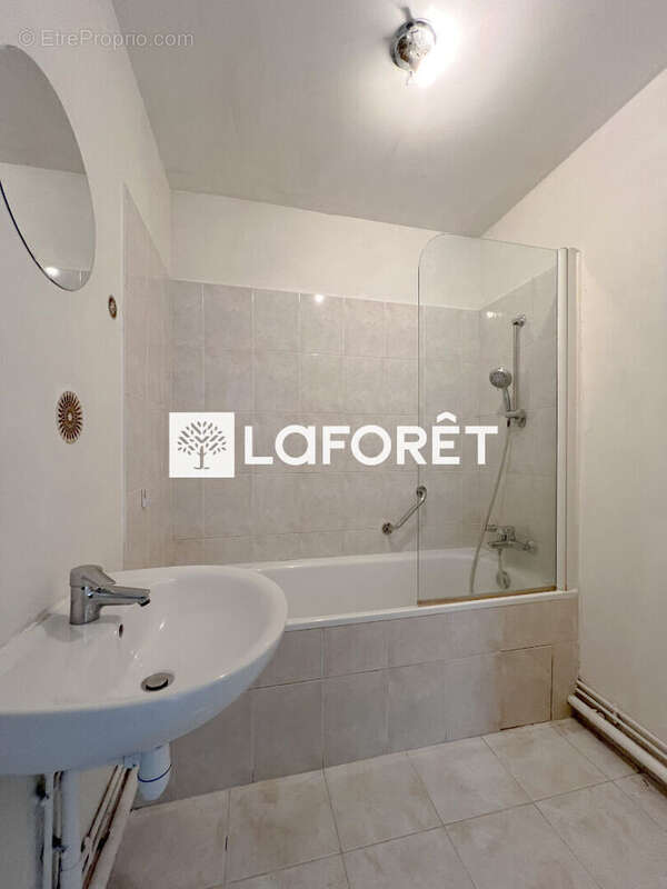 Appartement à MONTROUGE