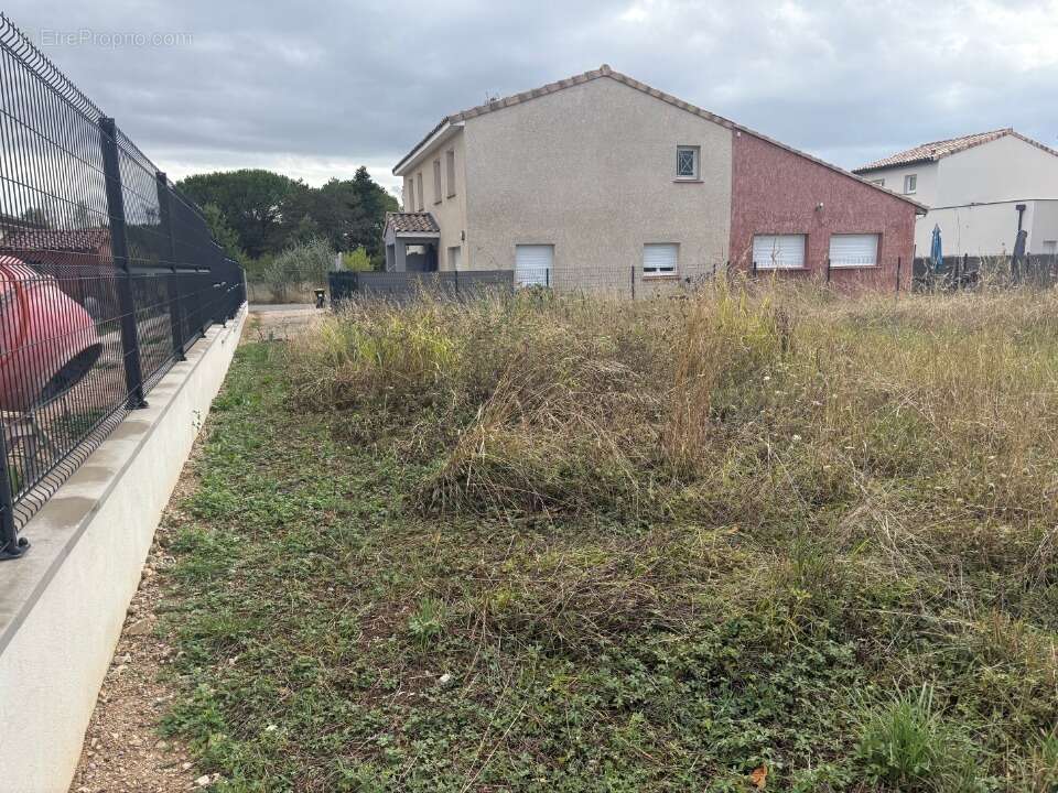 Terrain à GARIDECH