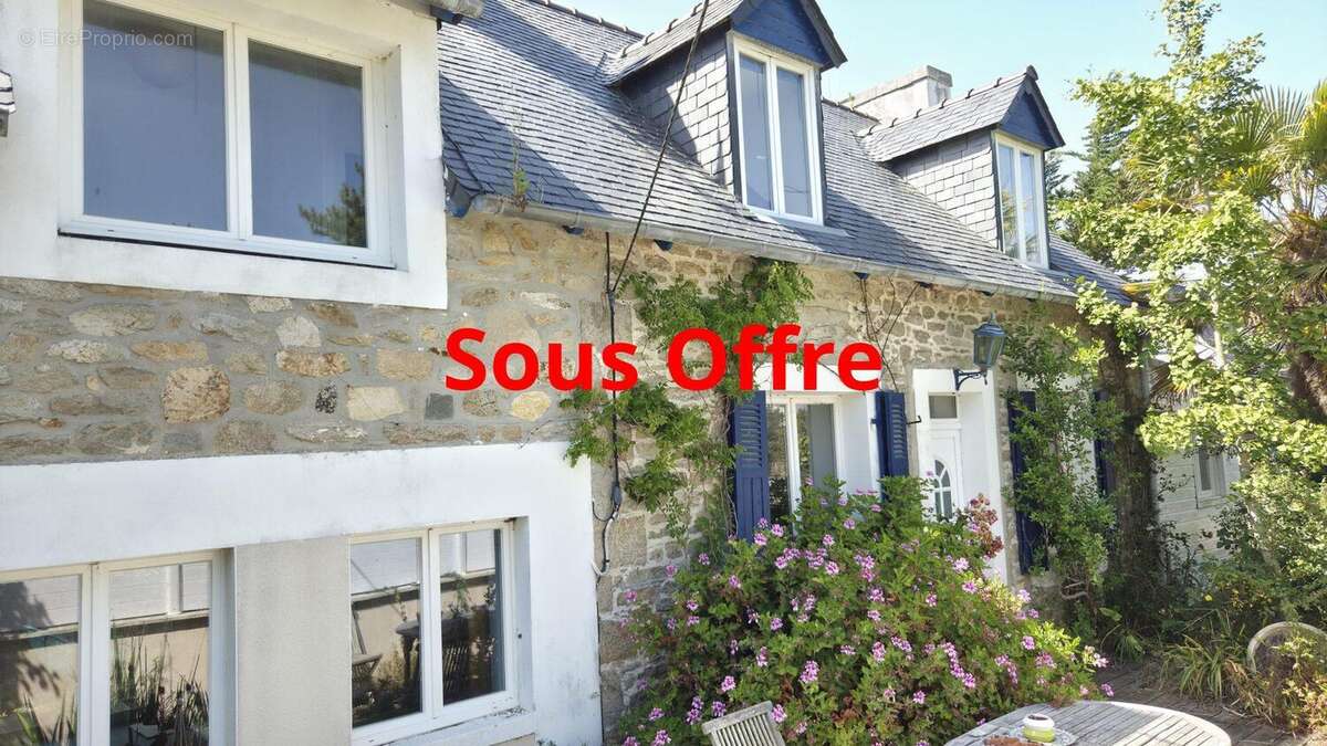 Maison à SANTEC
