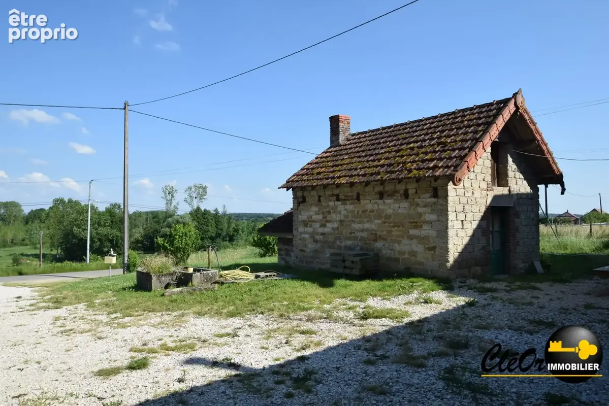 Maison 6 pièces 130 m² à vendre à Mouthier-En-Bresse (71270) - photo 8