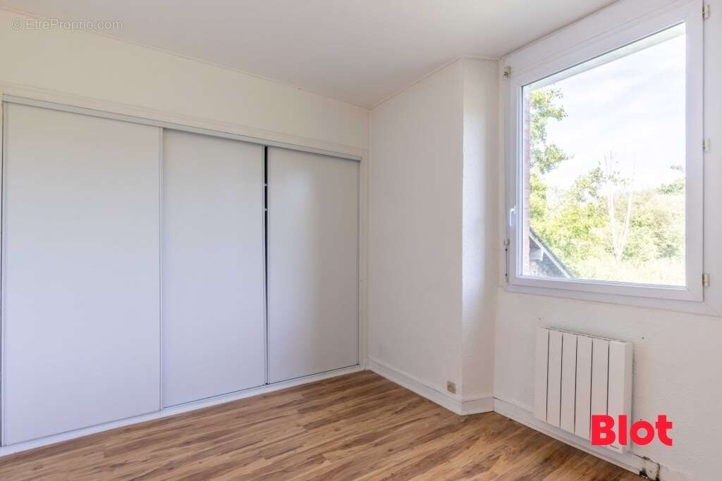 Appartement 75 m² à Noyal-Sur-Vilaine  - photo 4