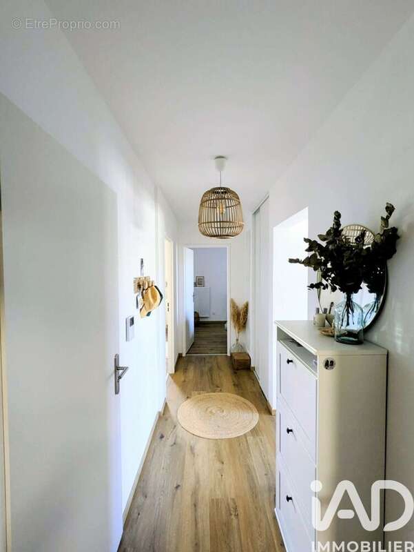 Photo 2 - Appartement à LA RICHE