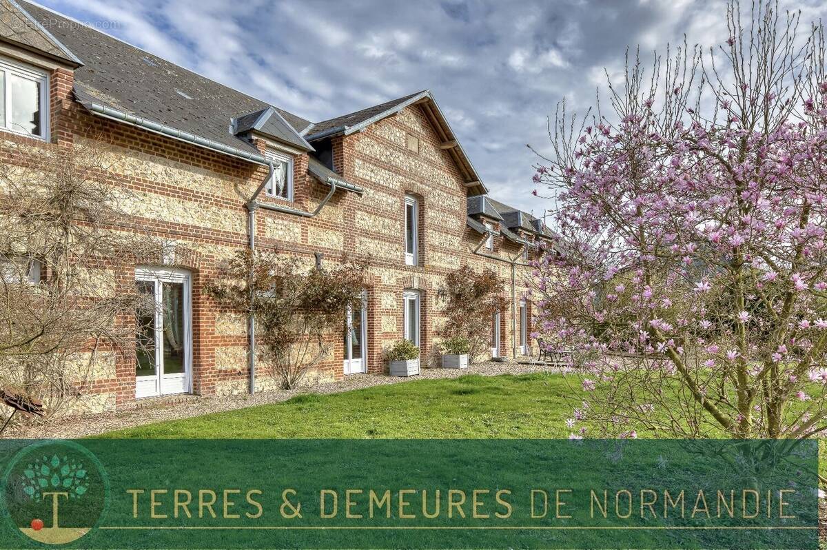 Maison à SAINT-EUSTACHE-LA-FORET