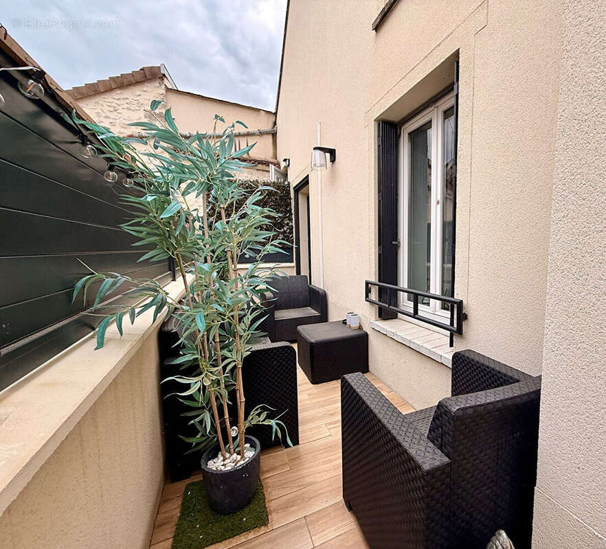 Appartement à BRIE-COMTE-ROBERT