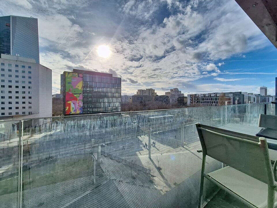 Appartement à NANTERRE