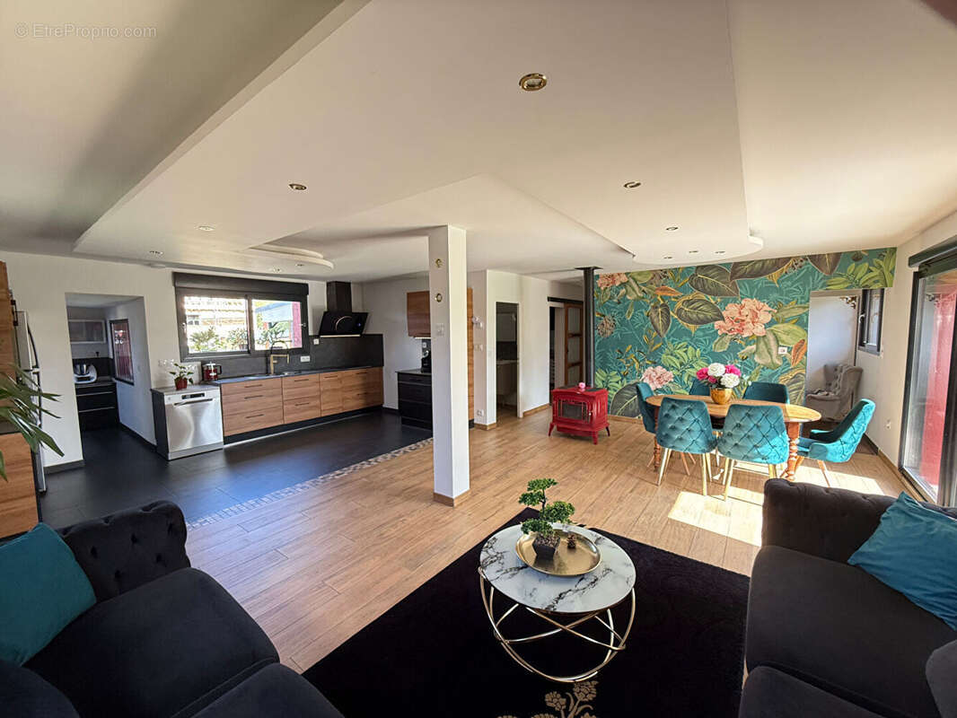 Maison à SAINT-MEEN-LE-GRAND