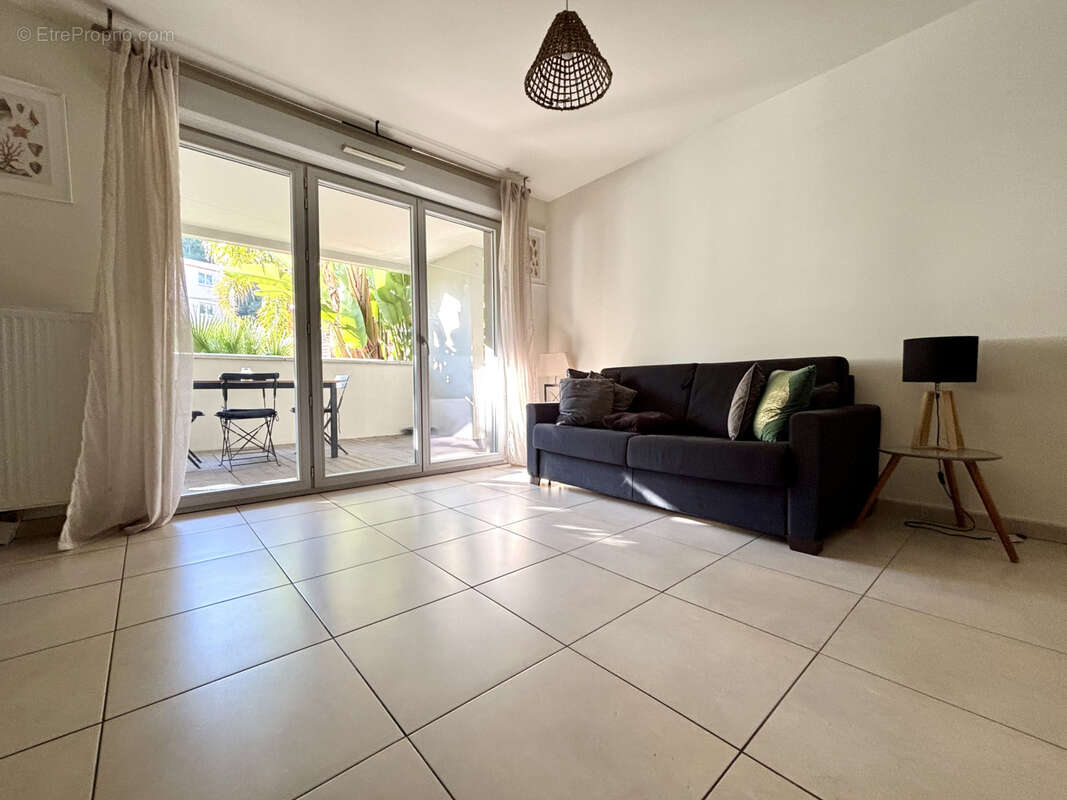 Appartement à ROQUEBRUNE-CAP-MARTIN