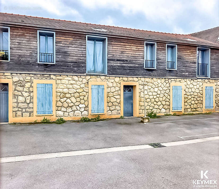 Appartement à BRUYERES-SUR-OISE