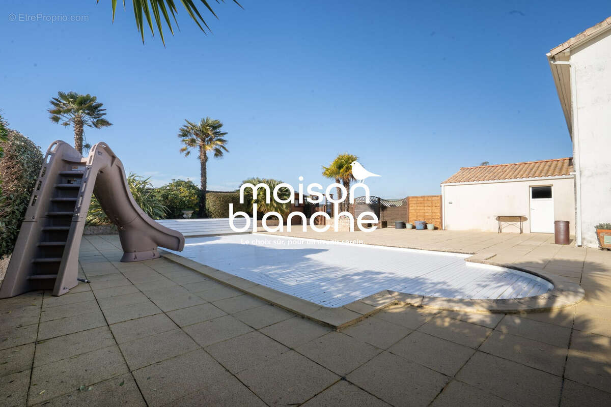 Maison à LONGEVILLE-SUR-MER