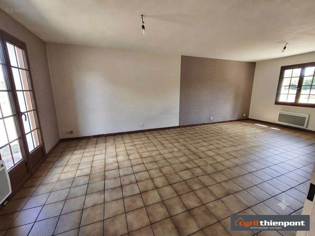 Maison 102 m² à Huppy  - photo 2