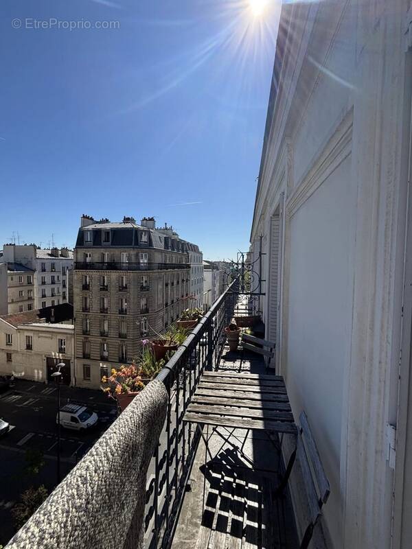 Appartement à PARIS-18E