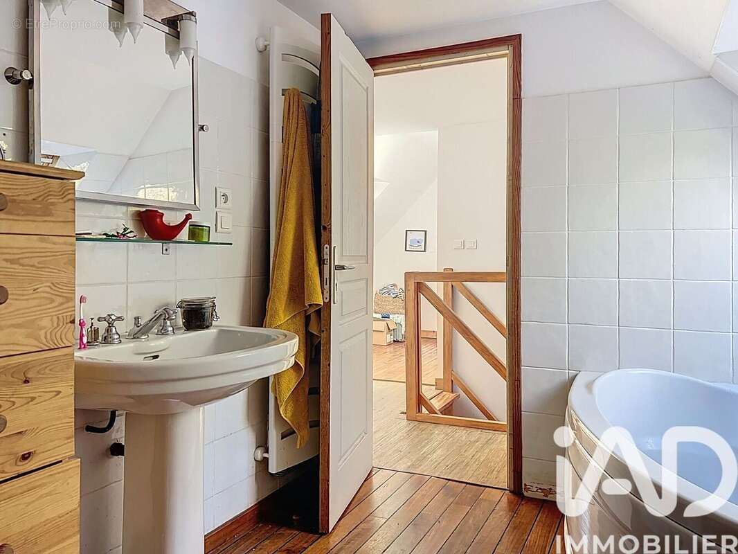 Maison 145 m² à Tregomeur  - photo 6