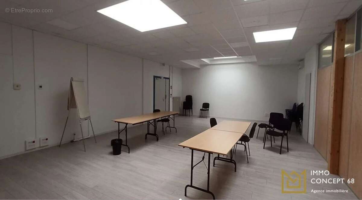 Commerce à HORBOURG-WIHR