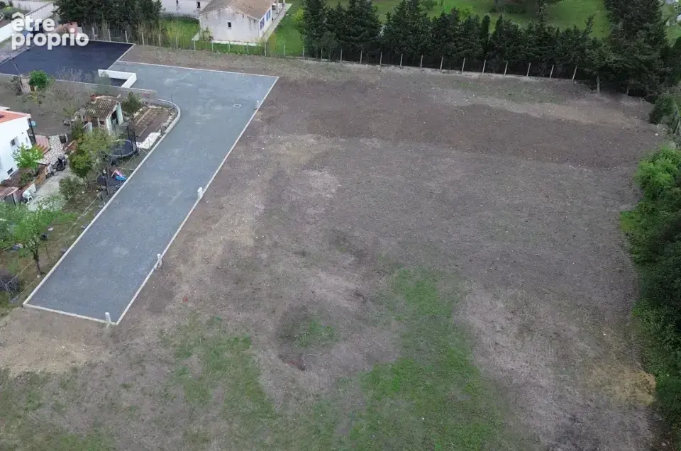 Terrain 1 372 m² à vendre à Lezignan-Corbieres (11200) - photo 2