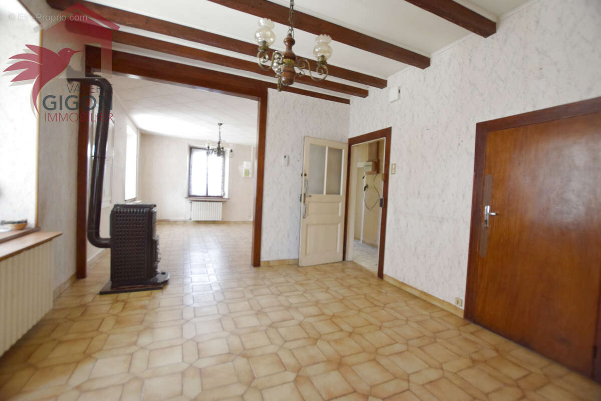 Appartement à NOMMAY