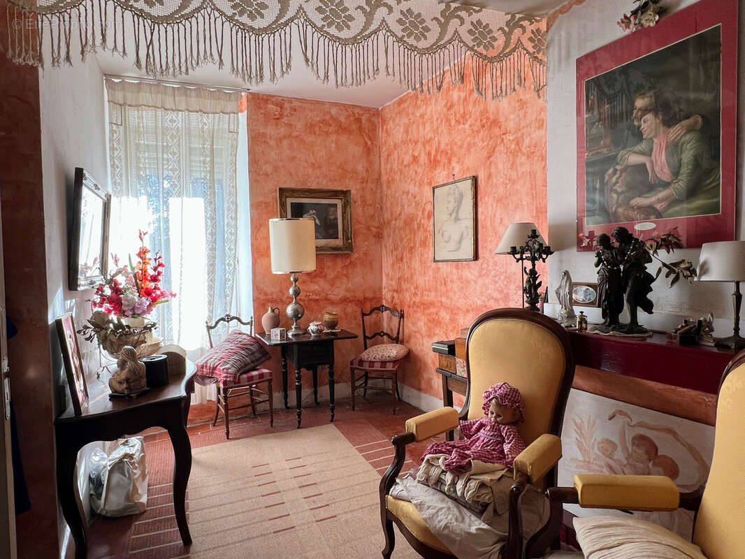 Appartement à LEZIGNAN-CORBIERES