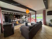 Maison à SAINT-MARTIN-EN-CAMPAGNE