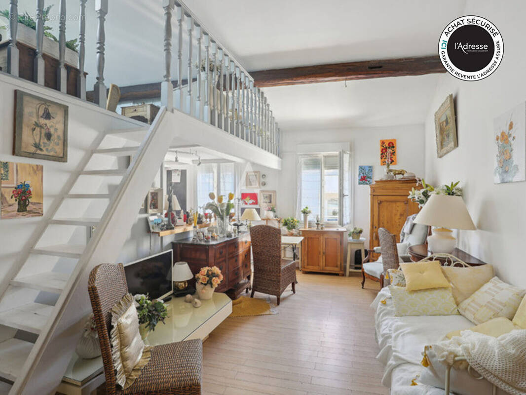 Appartement à SURESNES