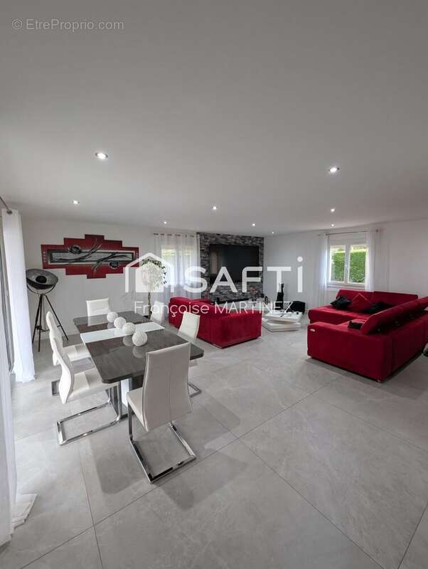 Photo 5 - Maison à JONS