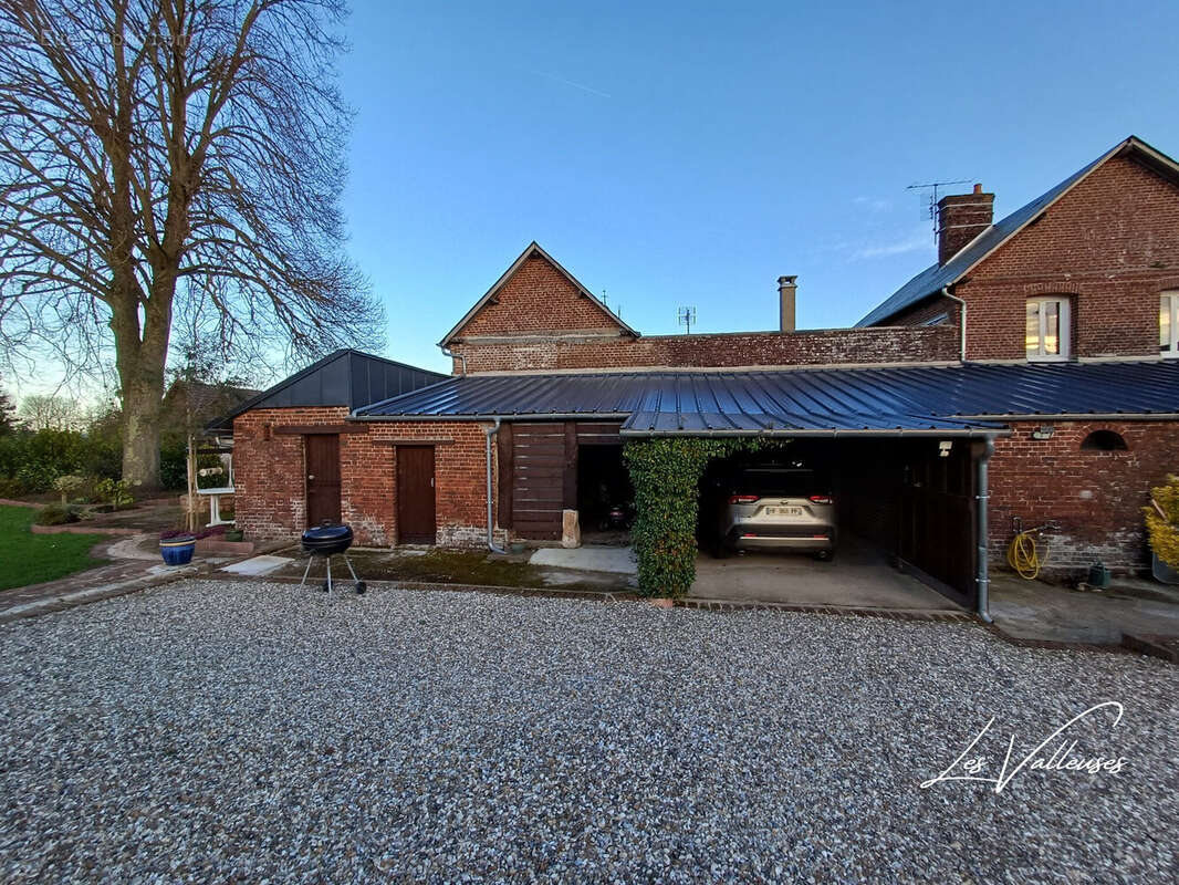 Maison à LINTOT-LES-BOIS