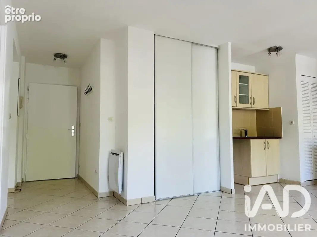 Photo 1 - Appartement à THIAIS