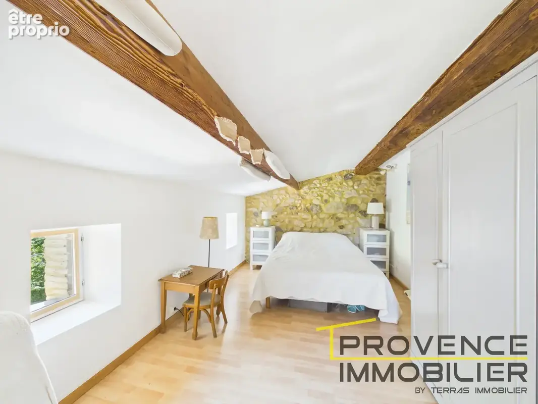 Maison en pierre avec piscine sur plus de 6 000 m2 de terrain avec piscine - Ardèche - photo 7