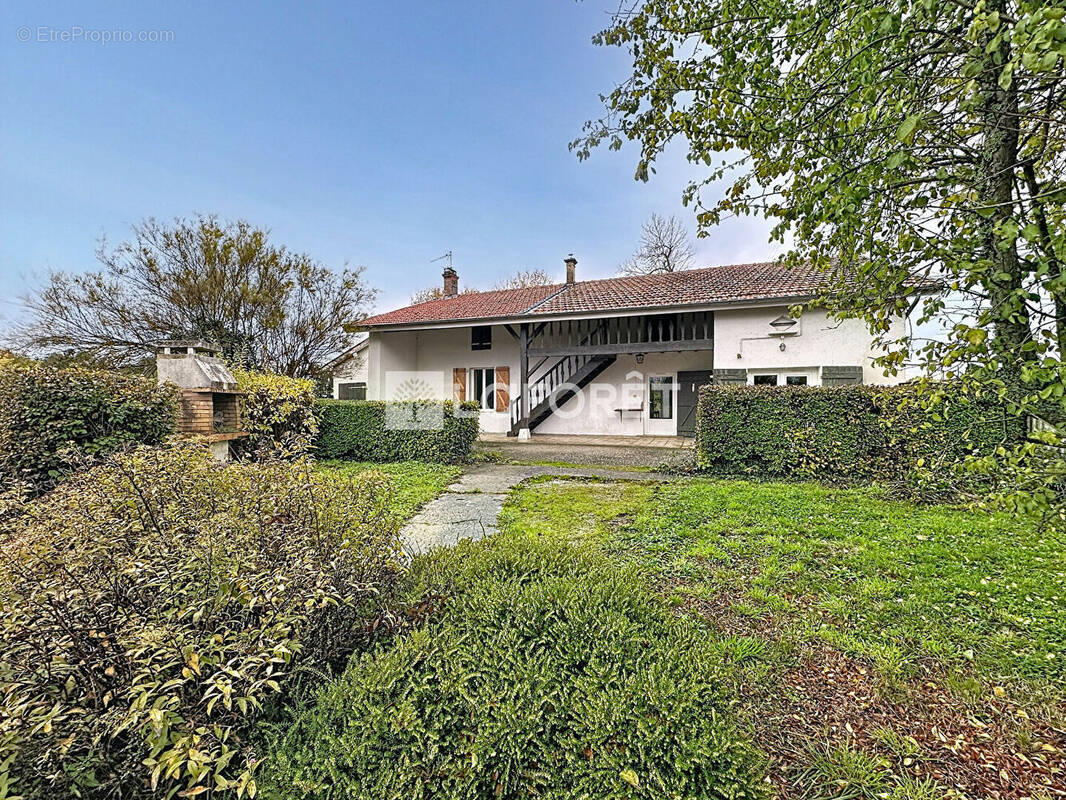 Maison à LE PLANTAY