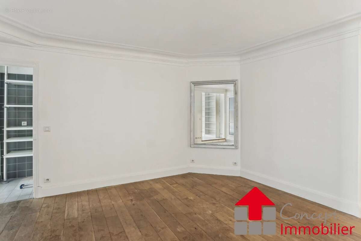 Appartement à PARIS-3E