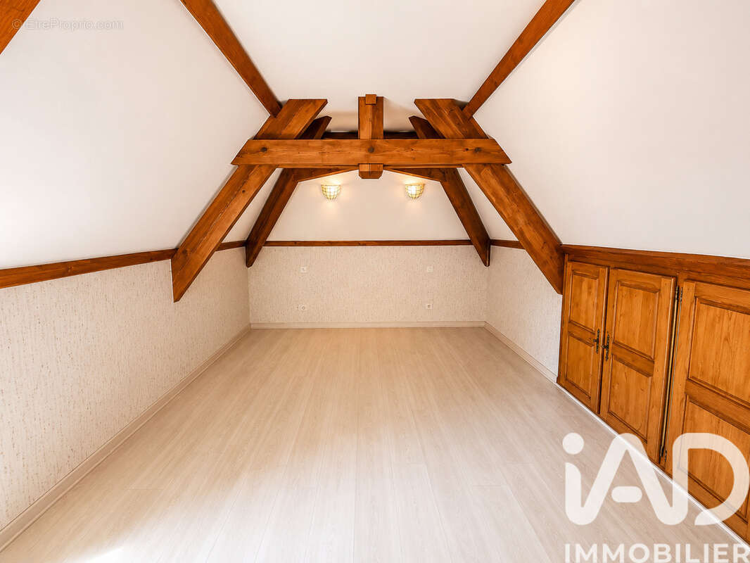 Maison 130 m² à Flaujac-Poujols  - photo 8