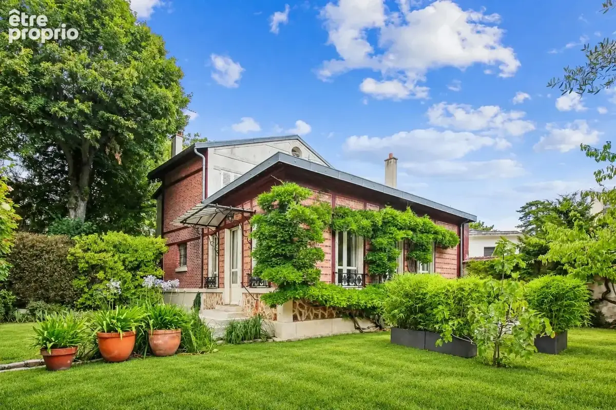 Bas de chatou - propriété de charme de 1888 - terrain paysager plein sud de 919 m² - deux habitations - photo 16