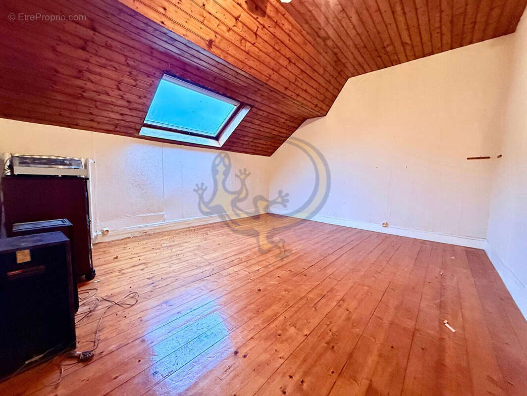 Maison à VILLERS-COTTERETS