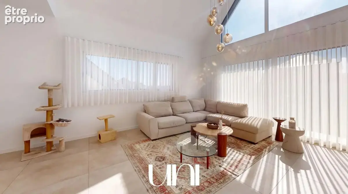 Maison 5 pièces de 135 m2 avec belle hauteur sous plafond - photo 12