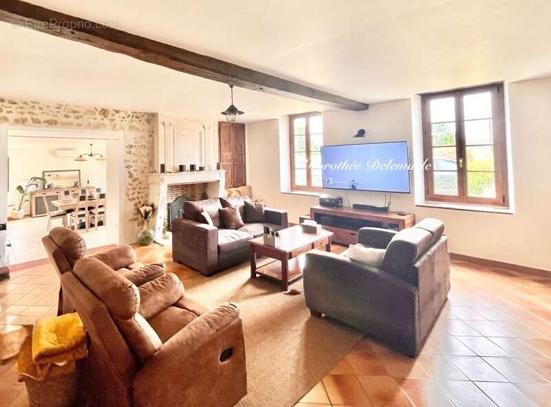 Maison à SAINT-CIERS-DU-TAILLON