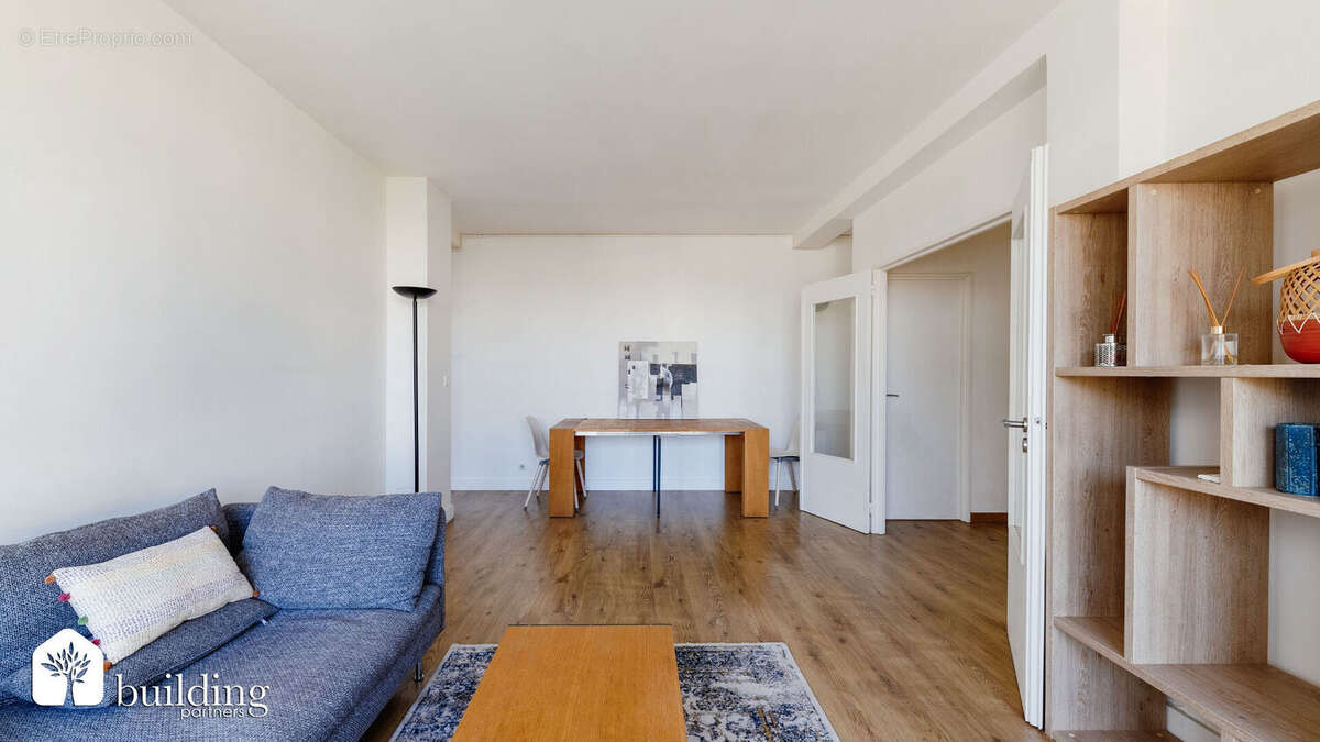 Appartement à LEVALLOIS-PERRET