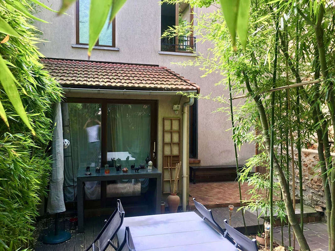 Maison à LE PERREUX-SUR-MARNE