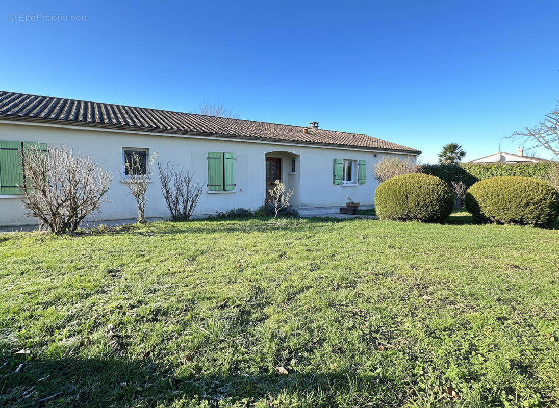 Maison à JULIENNE