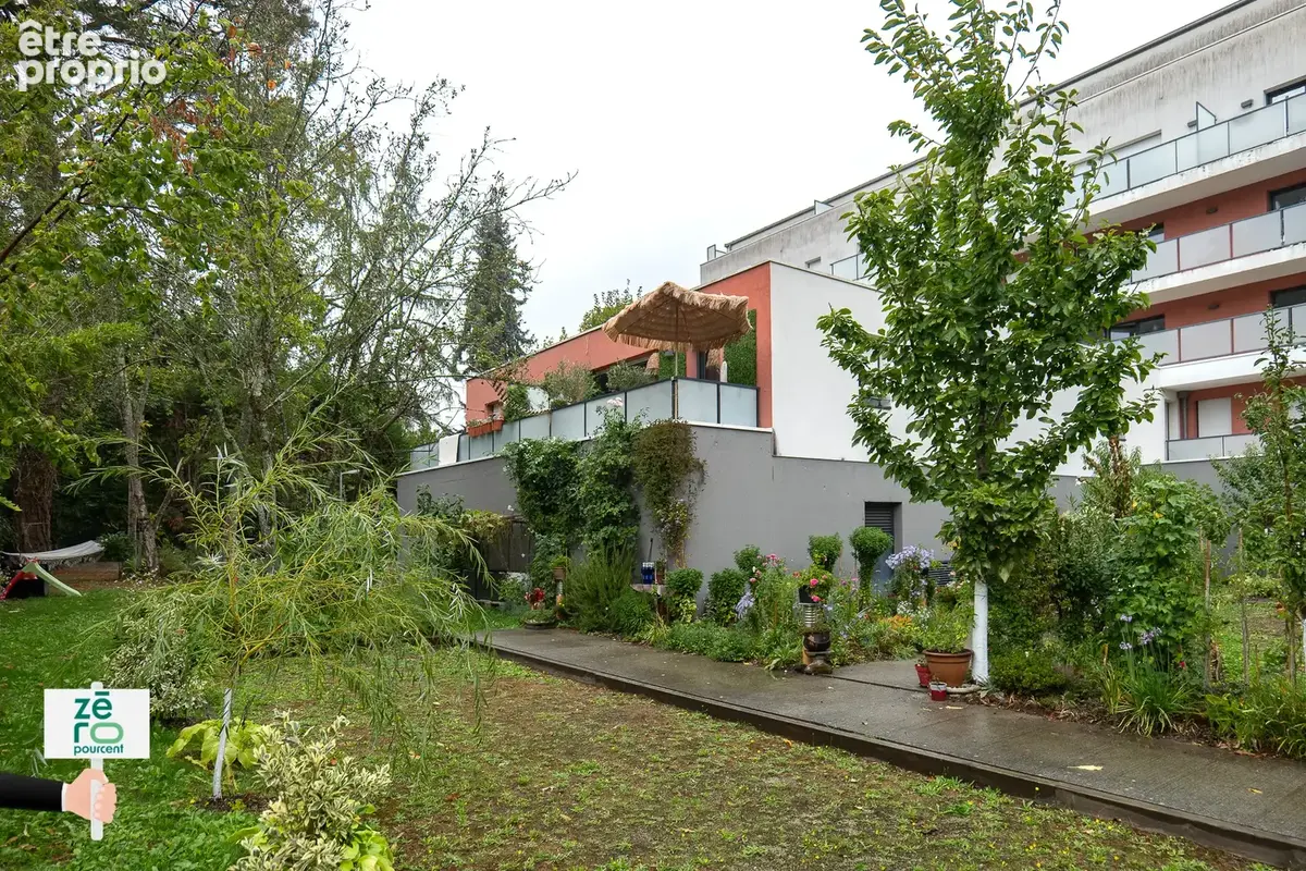 T2 avec balcon et stationnement privatif - photo 17