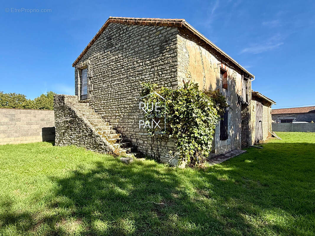 Maison à CHAMPIGNY-LE-SEC